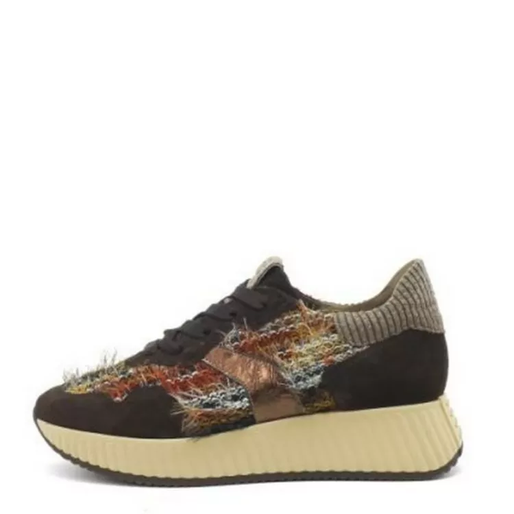 Baskets marron de la marque Softwaves pour femme. Référence : 8.95.20/006 Ariana Fondente/Capuc. Disponible chez Chauss'Family magasin de chaussures Issoire