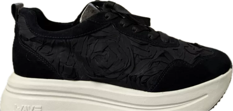 Baskets noires de la marque Softwaves pour femme. Référence : 9.13.15/010  Black. Disponible chez Chauss'Family magasin de chaussures Issoire