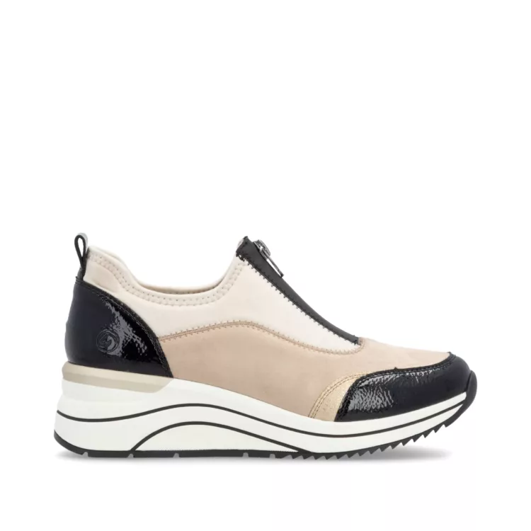 Chaussures compensées beige et noir pour femme de la marque Remonte. Référence D0T08-60 Beige Noir. Disponible chez Chauss'Family magasin chaussures Issoire