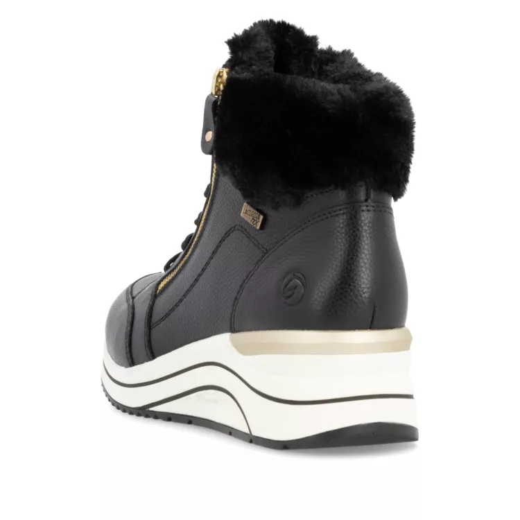 Baskets montantes chaudes de la marque Remonte pour femme. Référence : D0T77-02 Noir. Disponible chez Chauss'Family magasin de chaussures à Issoire.