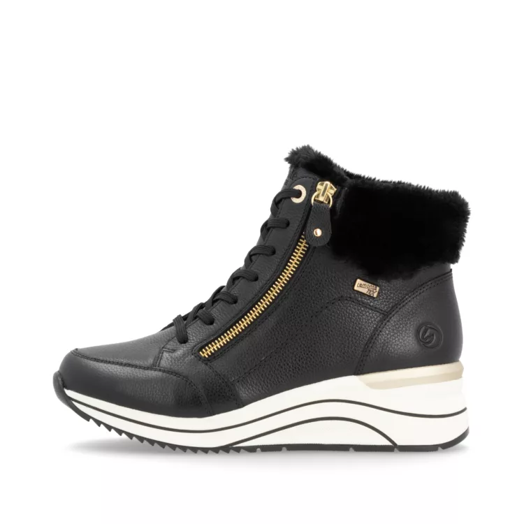 Baskets montantes chaudes de la marque Remonte pour femme. Référence : D0T77-02 Noir. Disponible chez Chauss'Family magasin de chaussures à Issoire.