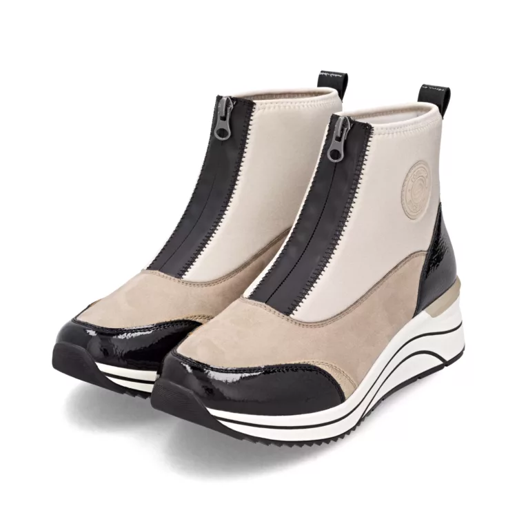 Chaussures montantes beige et noir pour femme de la marque Remonte. Référence D0T78-60 Beige Noir. Disponible chez Chauss'Family magasin chaussures Issoire.