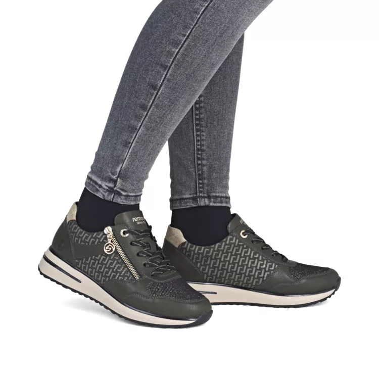 Baskets kaki pour femme de la marque Remonte pour femme. Référence D1G08-54 Kaki. Disponible chez Chauss'Family magasin de chaussures à Issoire.