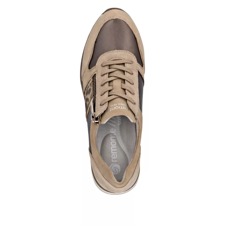 Baskets beiges et léopard compensées pour femme de la marque Remonte. Référence D2418-61 Beige. Disponible chez Chauss'Family chaussures à Issoire.