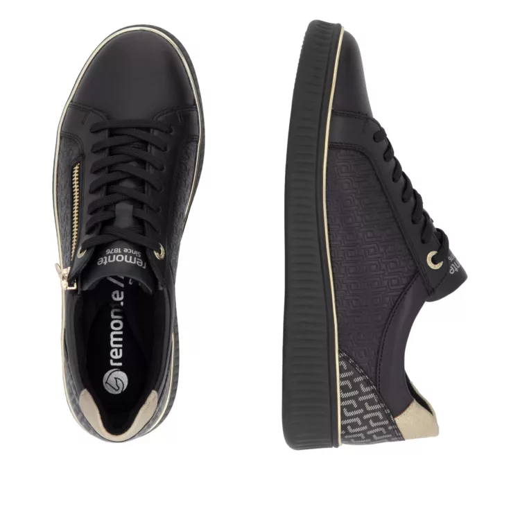 Baskets noires et monogramme pour femme de la marque Remonte. Référence D2E00-03 Noir. Disponible chez Chauss'Family magasin de chaussures à Issoire.