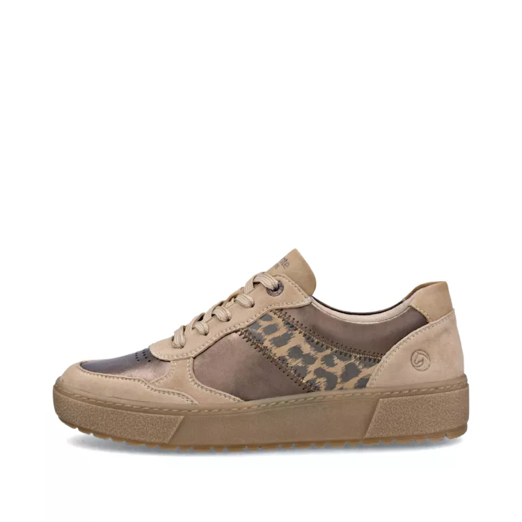 Baskets beiges et léopard pour femme de la marque Remonte. Référence D2T01-61 Beige. Disponible chez Chauss'Family magasin de chaussures à Issoire.