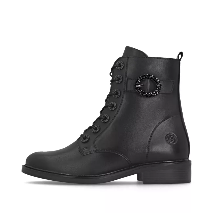 Bottines noires à lacets pour femme marque Remonte. Référence D2w73-00 Noir. Disponible chez Chauss'Family magasin de chaussures Issoire.