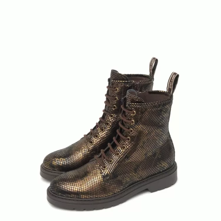 Bottines python à lacets de la marque NeroGiardini. Référence : I513946D 356 Ligh. Disponible chez Chauss'Family magasin de chaussures à Issoire..