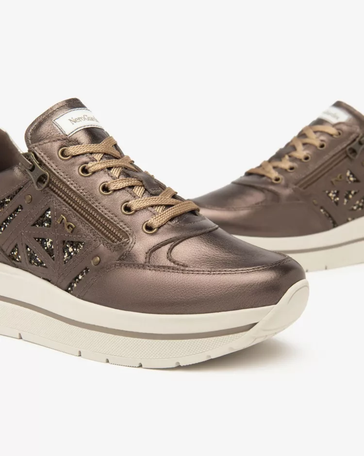 NeroGiardini Baskets bronze de la marque NeroGiardini pour femme. Référence : I514101D 300 Sab. Disponible chez Chauss'Family magasin de chaussures à Issoire.