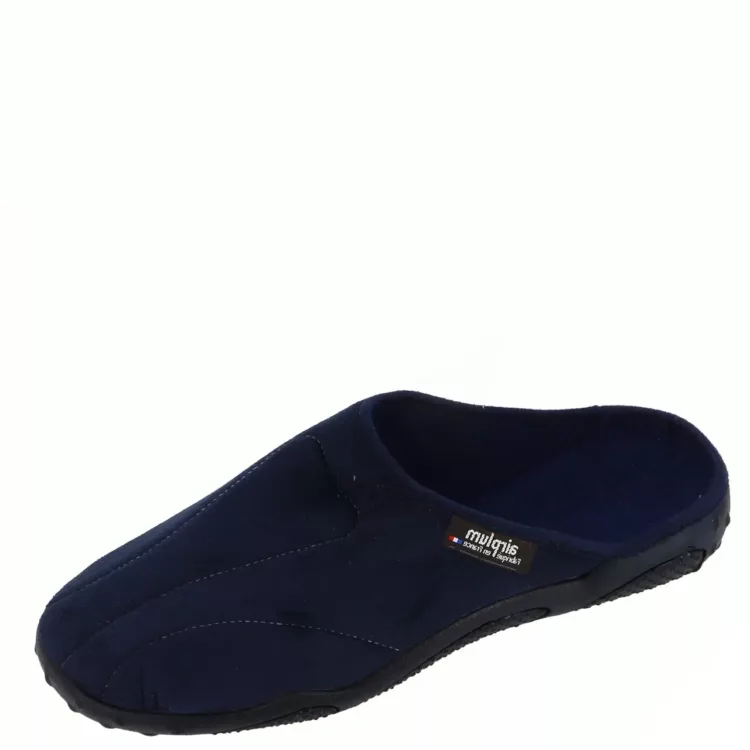 Mules bleues Dakor pour homme de la marque Airplum. Référence : Dakor marine. Disponible chez Chauss'Family magasin de chaussures à Issoire.