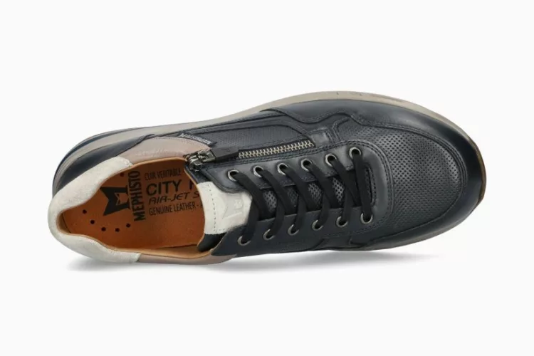 Baskets Bradley bleues de la marque Mephisto. Référence Bradley Navy 1518 3661. Disponible chez Chauss'Family magasin de chaussures à Issoire.