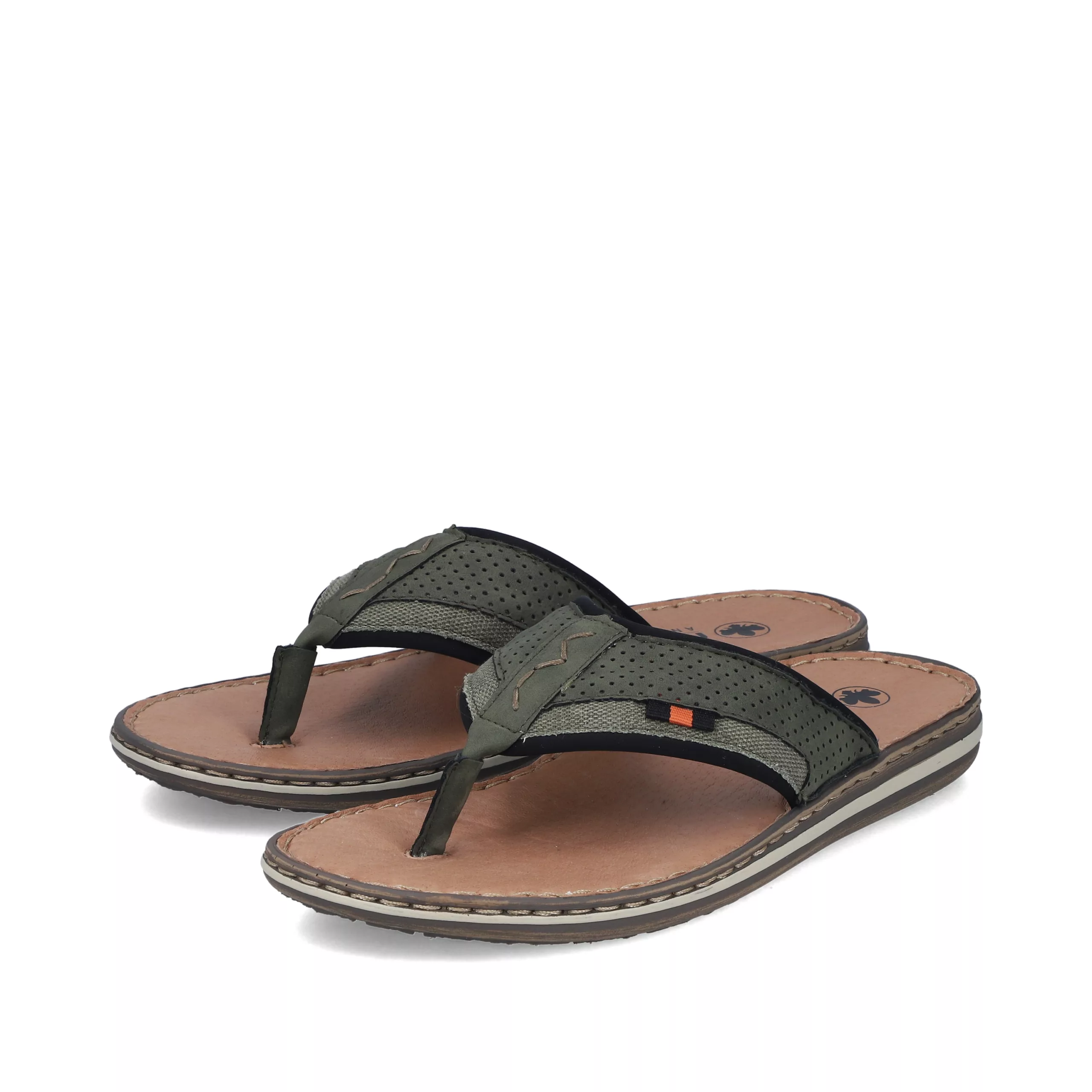 Tongs kaki pour homme de la marque Rieker. Référence 21084-54 Kaki. Disponible chez Chauss'Family magasin de chaussures à Issoire.