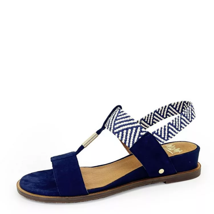 Sandales élastiquées marine pour femme marque Mam'zelle. Référence : CSG2Q31 Obole marine. Disponible chez Chauss'Family magasin de chaussures.