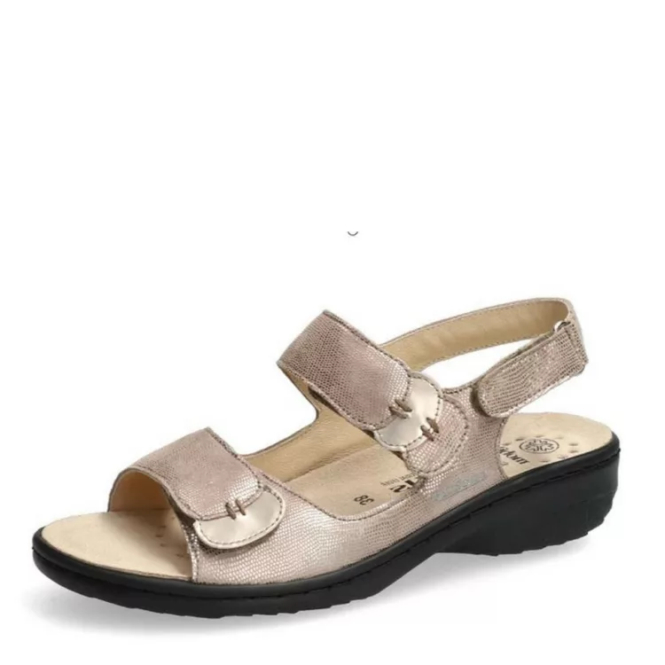 Sandales Getha Taupe Mobils pour femme. Référence : 8118 Light Taupe. Disponible chez Chauss'Family magasin de chaussures à Issoire