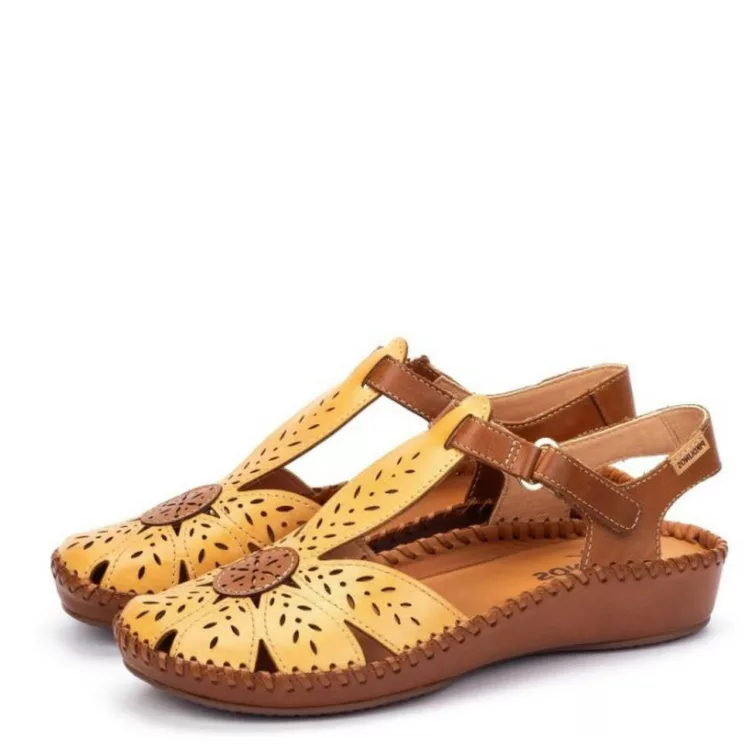 Sandales bout fermé miel pour femme de la marque Pikolinos. Référence : Vallarta 655-0841C1 Vainilla. Disponible chez Chauss'Family chaussures à Is