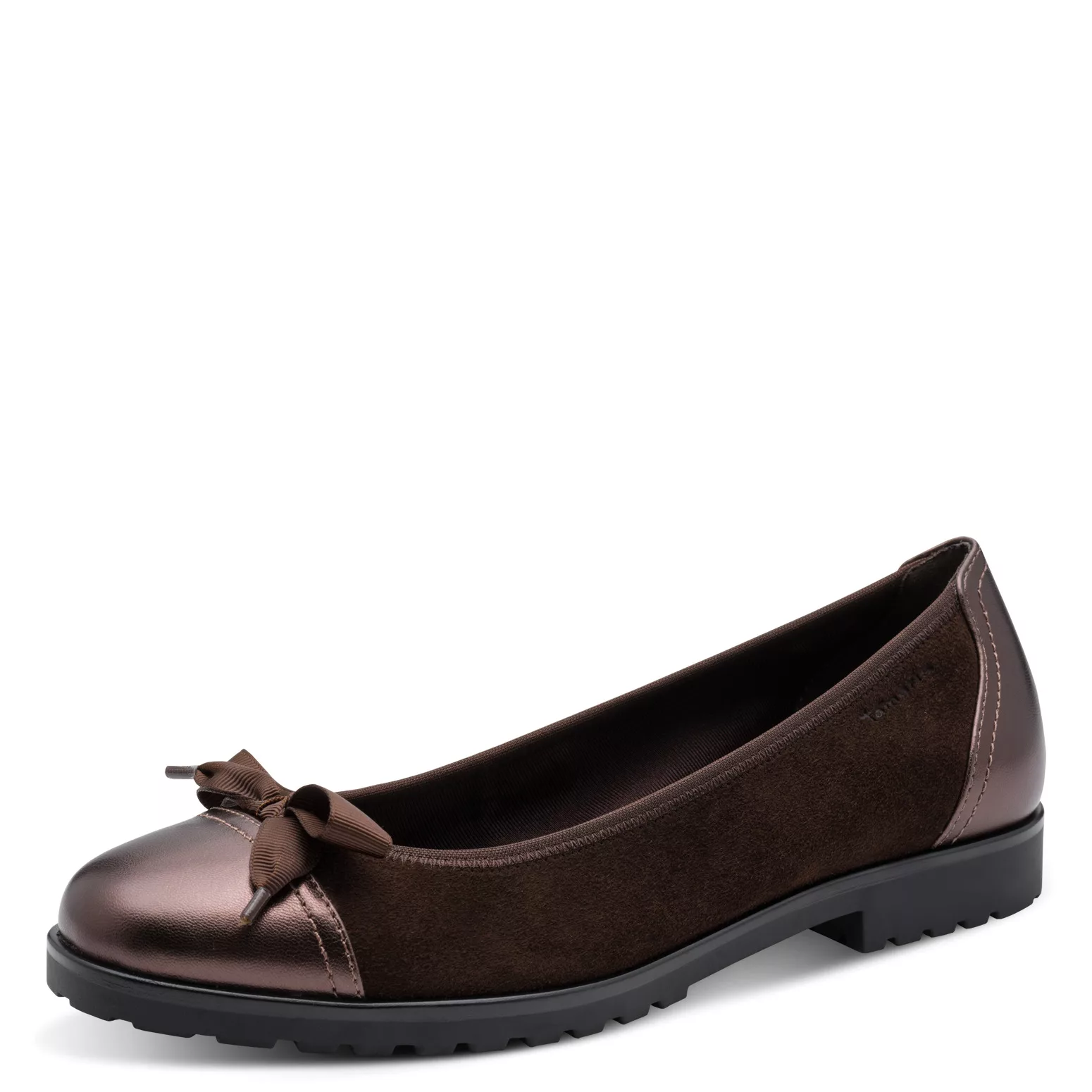 Ballerines marron Tamaris pour femme. Référence : 22126-43 347 Mocca Suede. Disponible chez Chauss'Family magasin de chaussures à Issoire.