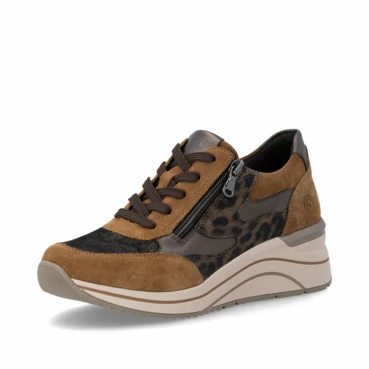 Baskets compensées marron et léopard pour femme Remonte. Référence : D0T23-24 Marron. Disponible chez Chauss'Family magasin de chaussures à Issoire.
