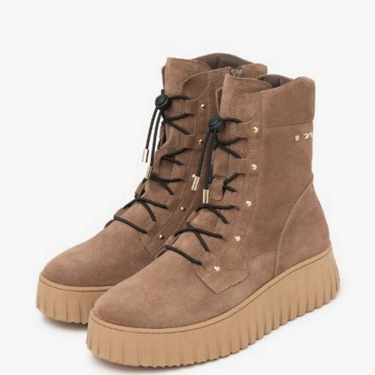 Bottines marron à plateforme femme marque NeroGiardini. Référence I61824D 442 . Disponible chez Chauss'Family magasin de chaussures à Issoire.