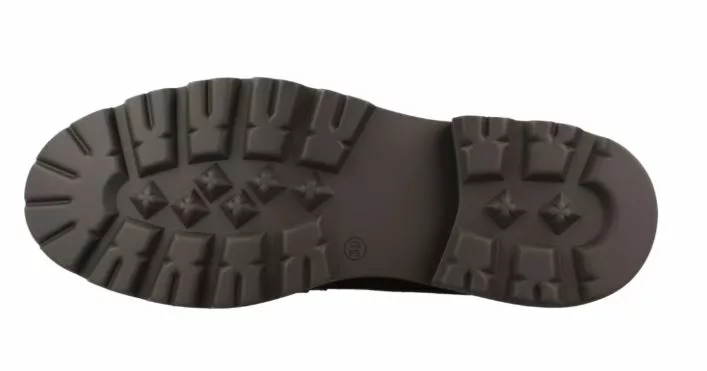 Mocassins marron pour femme Carmela . Référence Zapato 164311 Marron. Disponible chez Chauss'Family magasin de chaussures à Issoire.