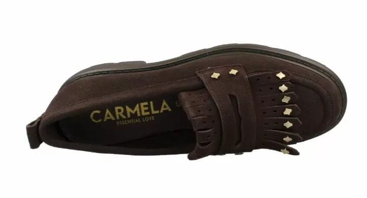 Mocassins marron pour femme Carmela . Référence Zapato 164311 Marron. Disponible chez Chauss'Family magasin de chaussures à Issoire.