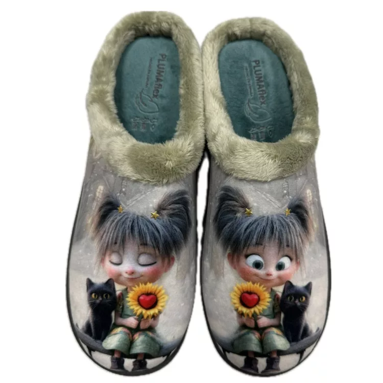 Mules motif Paris pour femme de la marque Plumaflex. Référence : Lucky Cat 12213. Chauss'Family Issoire magasin de chaussures à Issoire.