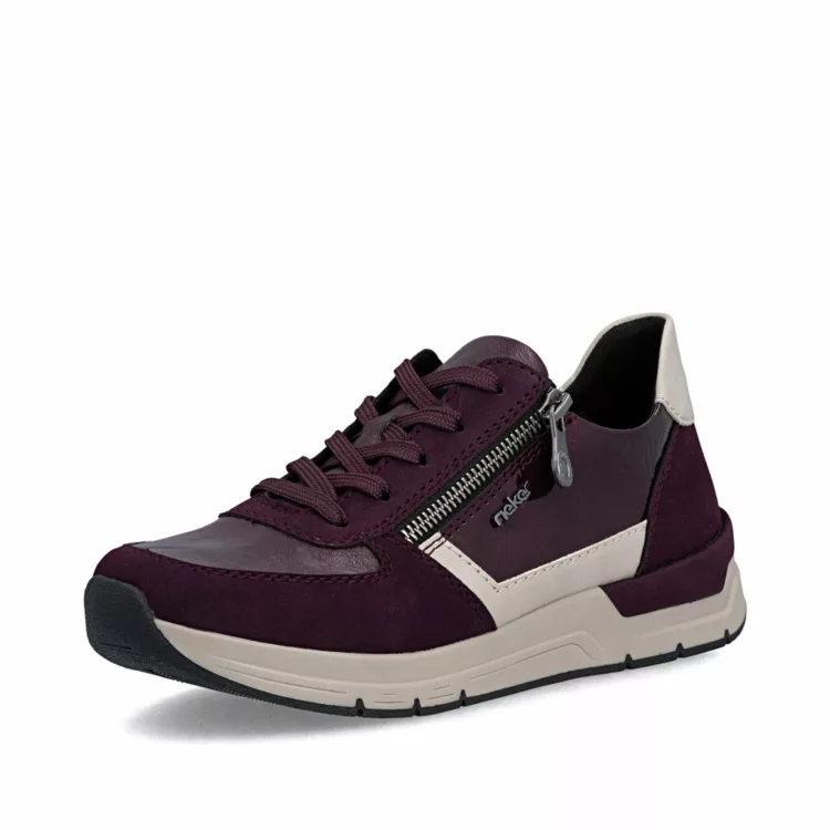 Baskets bordeaux de la marque Rieker pour femme. Référence 58902-35 Bordeaux. Disponible chez Chauss'Family magasin de chaussures à Issoire.
