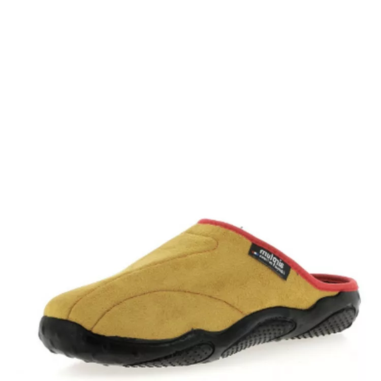 Mules jaunes Dakor pour homme de la marque Airplum. Référence : Dakor moutarde. Disponible chez Chauss'Family magasin de chaussures à Issoire.