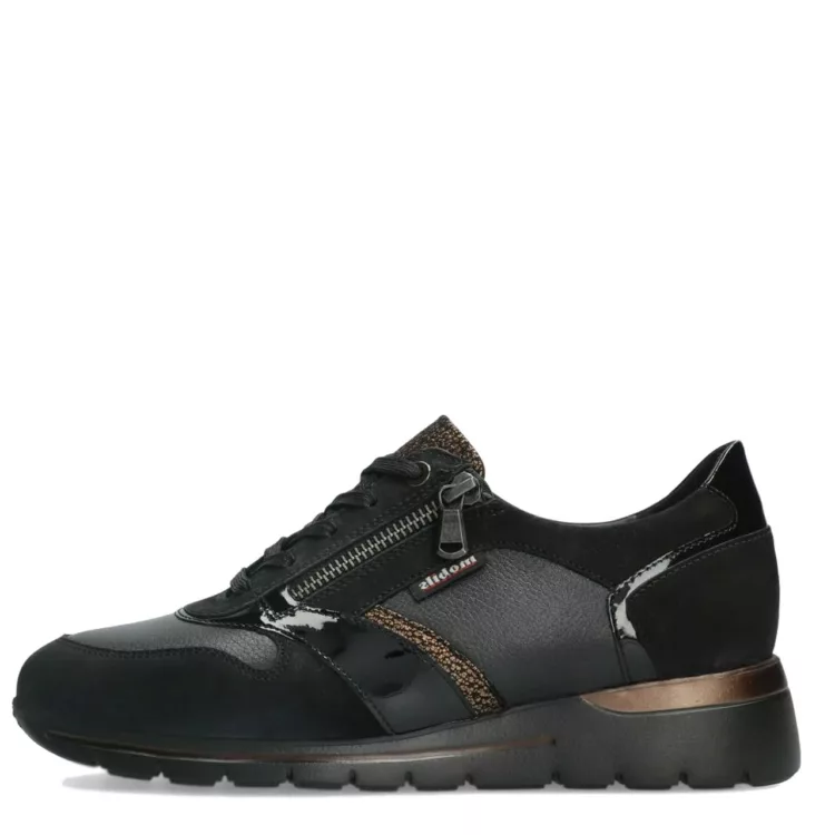 Baskets noires Ereen la marque Mobils. Référence : Ereen 6900 4200 Noir . Disponible chez Chauss'Family magasin de chaussures à Issoire.