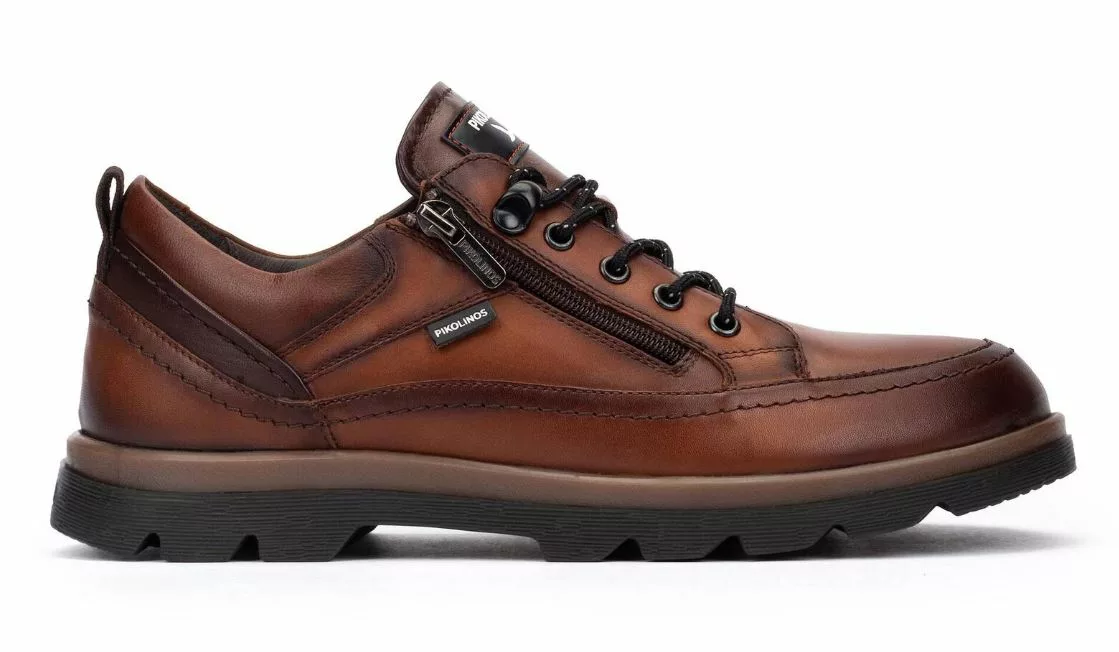 Chaussures à lacets de la marque Pikolinos. Référence Vigo M3M-4163C1 Cuero. Disponible chez Chauss'Family magasin de chaussures à Issoire.