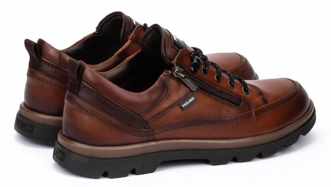 Chaussures à lacets de la marque Pikolinos. Référence Vigo M3M-4163C1 Cuero. Disponible chez Chauss'Family magasin de chaussures à Issoire.