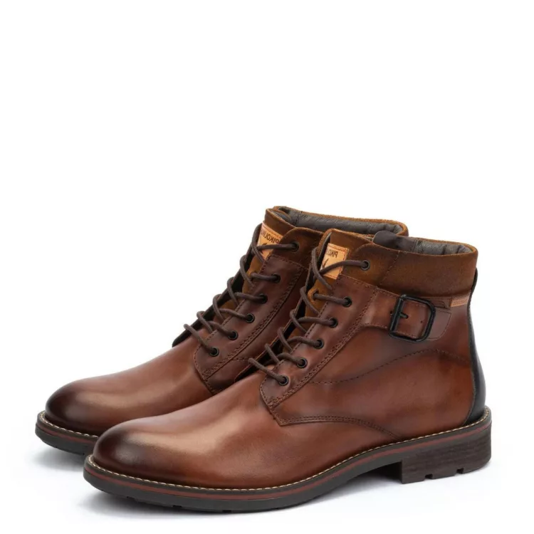Bottines marron à lacets pour homme marque Pikolinos. Référence York M2M-8045C1 Cuero . Disponible chez Chauss'Family magasin chaussures Issoire